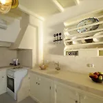 Tsakanos Traditional Sirma